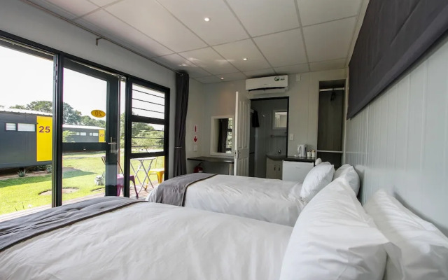 SleepOver Phabeni Gate