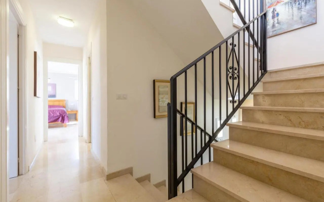 Super Villa priv heated pool 3bed