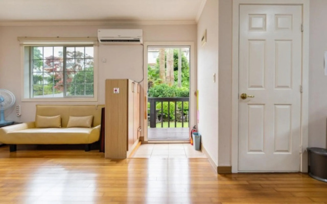 Jeju Palm Hills Pension