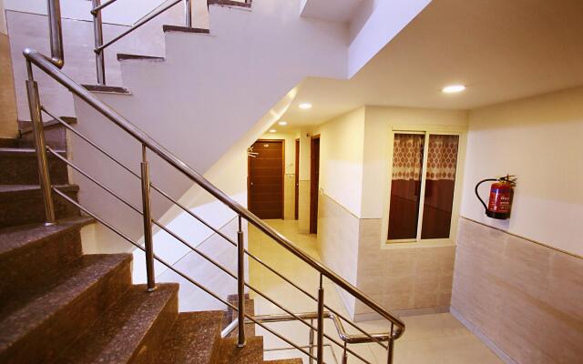 Hotel Platinum-Free Airport Pickup