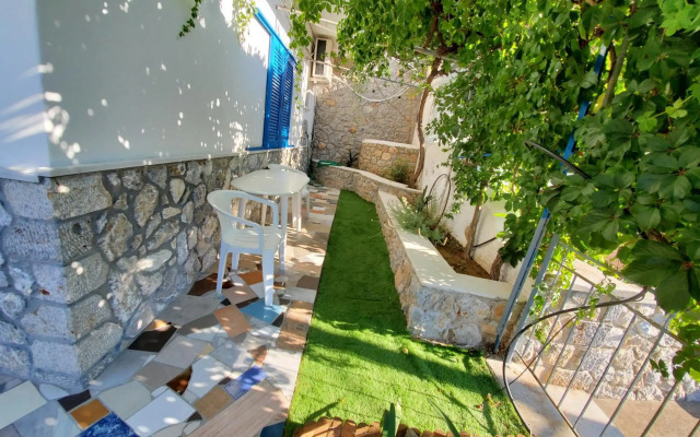 Panorama Studios & Apartments
