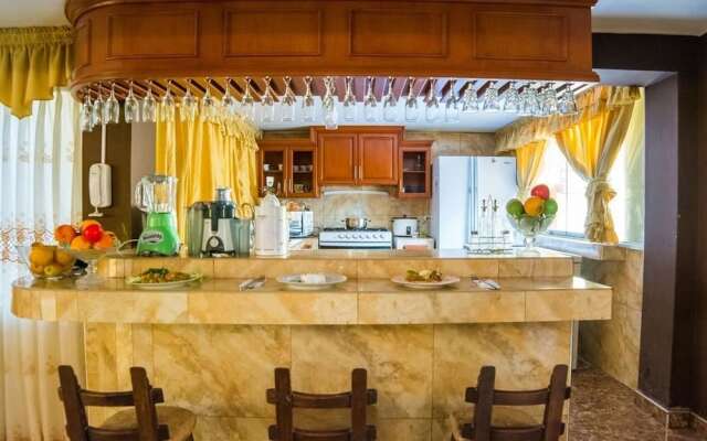 Hostal VillaCerna