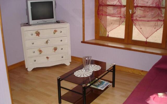 Gîte Saint-Pourçain-sur-Sioule, 2 pièces, 2 personnes - FR-1-489-30