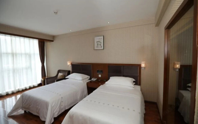 Tonghe Hotel – Guest Rooms – Ya'an