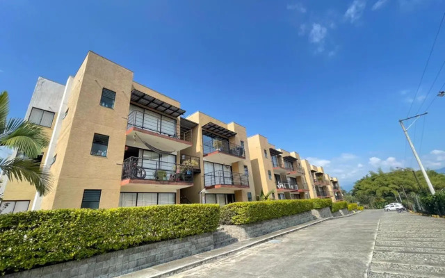 G308-Hermoso Apartamento en la Tebaida,en condominio campestre