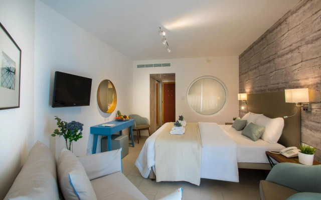 Leonardo Plaza Cypria Maris Beach Hotel & Spa