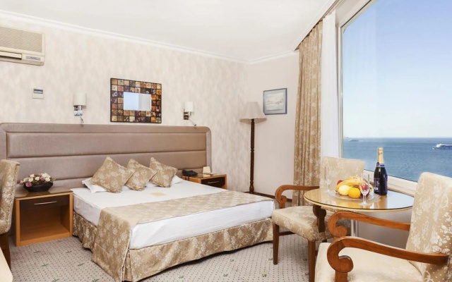 Izmir Palas Otel