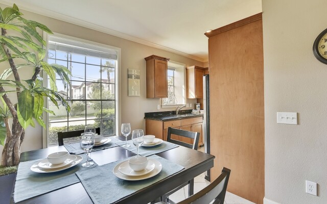 Dawn 813-Poolside Pleasure - 1 Br Condo
