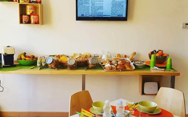 Zevi Home Bed and Breakfast