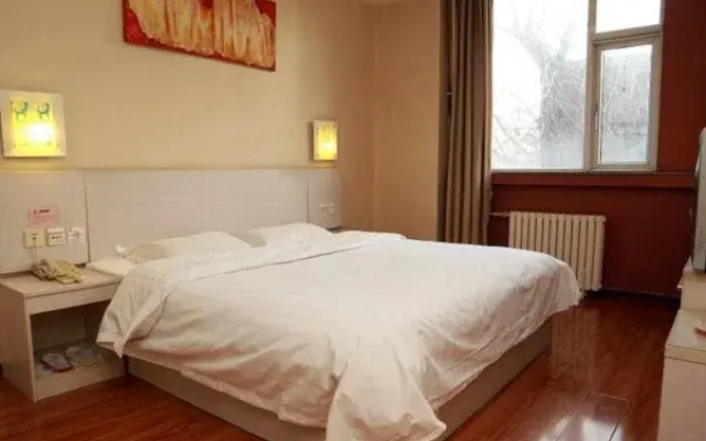 Super 8 Hotel Tianjin Changjiang Road Branch