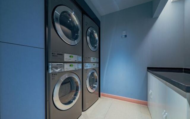 HanTing Hotel (Xi'an Railway Station Subway Station)