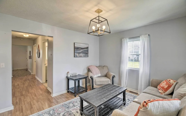 Pet-friendly Charleston Home w/ Fenced Yard!