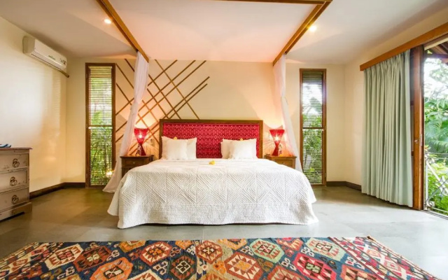 Villa Desa Roro Dua by Villa Finder – Guest Rooms – Kerobokan Kelod