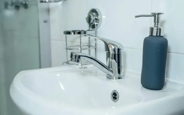 High Tide on Augusta-Netflix, wifi and chill...