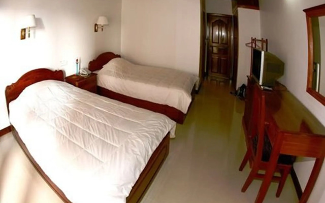 Mom's Guesthouse