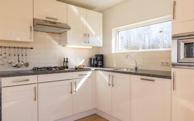 Charming Villa by the Water