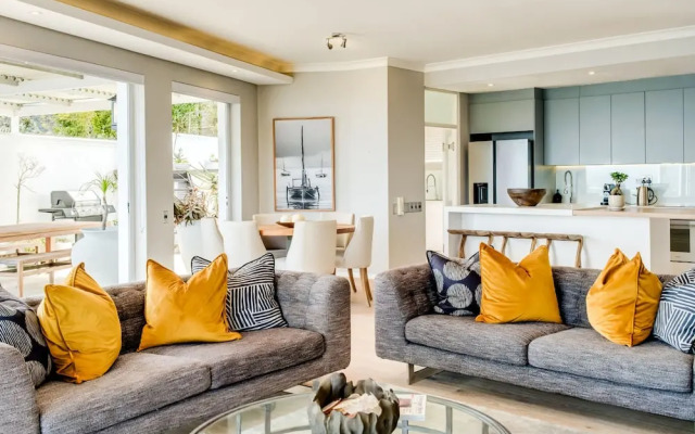 Private Pool Tranquility at Ocean Penthouse Retreat