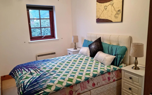 Superb 2 Bedroom Flat Tillicoultry