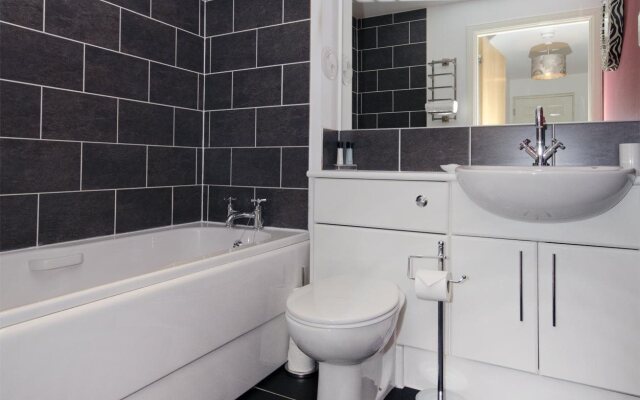 Oakhill Apartments Aberdeen City Centre - Dee Village