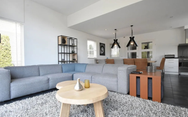 Modern Villa in Harderwijk with Hot Tub
