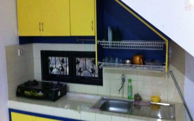 Villa Kota Bunga Dahlia