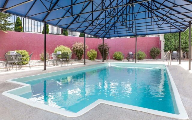 OYO Hotel Spokane North