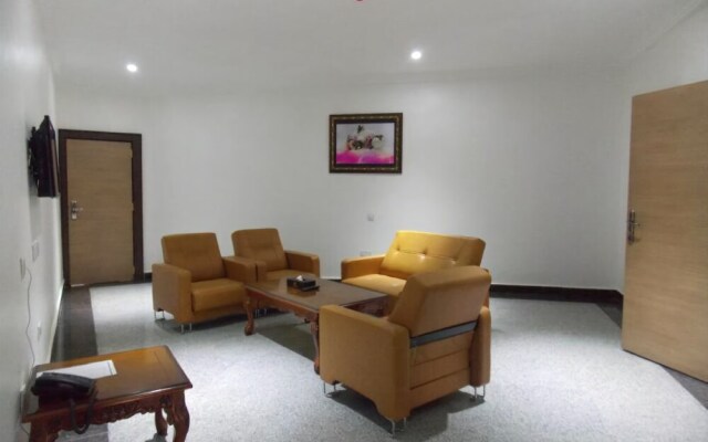 Immaculate Royal Int'l Hotel Owerri