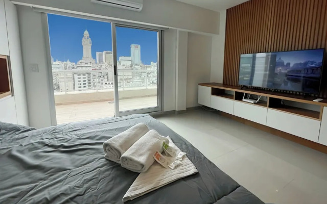 Studio Luxury Balcony Pool