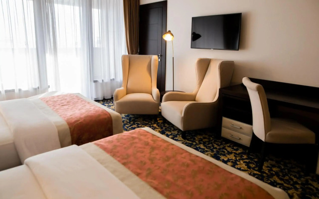 Malak Regency Hotel