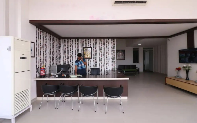 Capital O 18443 Hotel Nano