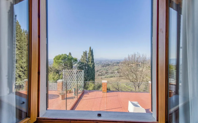 Home Boccaccio Terrace and Chianti View 1