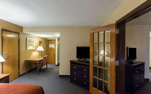 AmericInn by Wyndham Cedar Rapids North