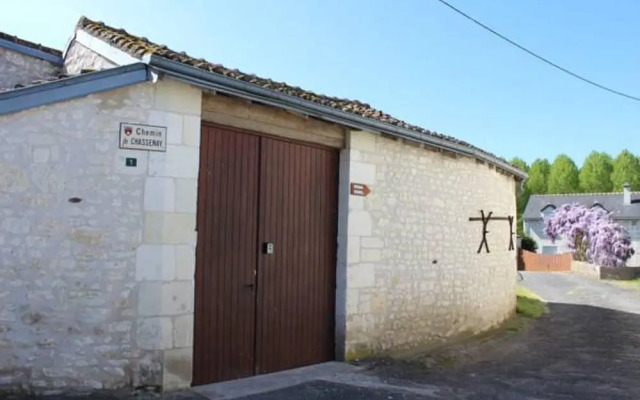 House With 2 Bedrooms in Champigny-sur-veude, With Enclosed Garden