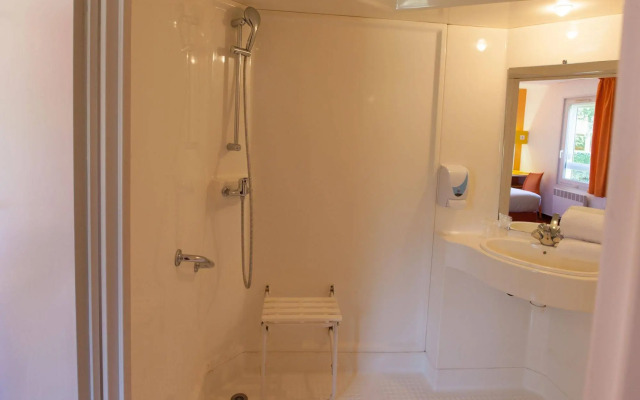 The Originals Access, Hôtel Bordeaux Lac