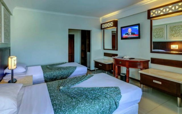 Kuta One Party Hotel