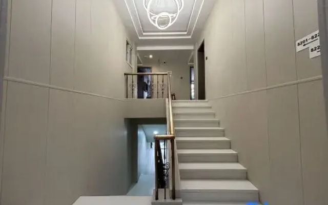 Rujia Huayi Select Hotel (Beijing Guozhan Xibahe Subway Station)