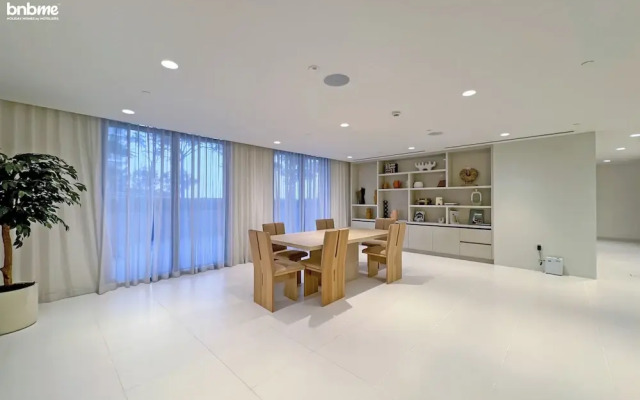 bnbme | Marina Vista Tower | 1 BDR