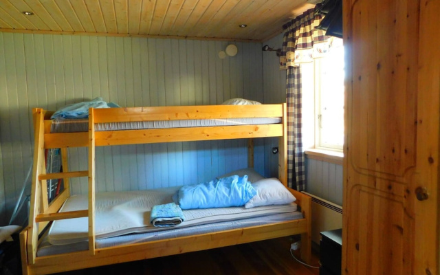 Lake View Cabin