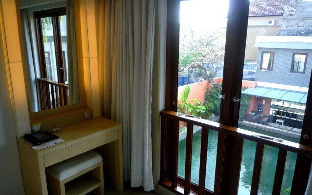 Casa Padma Suites Legian