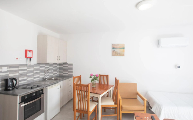 Pavlinia Hotel Apartments