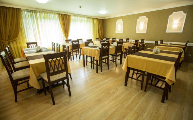 Hotel "Sayan"
