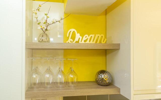 Superb Dwelling! Fast Wifi, Parking, Patchway
