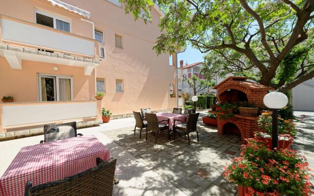 Mar- 150 m From sea - A5