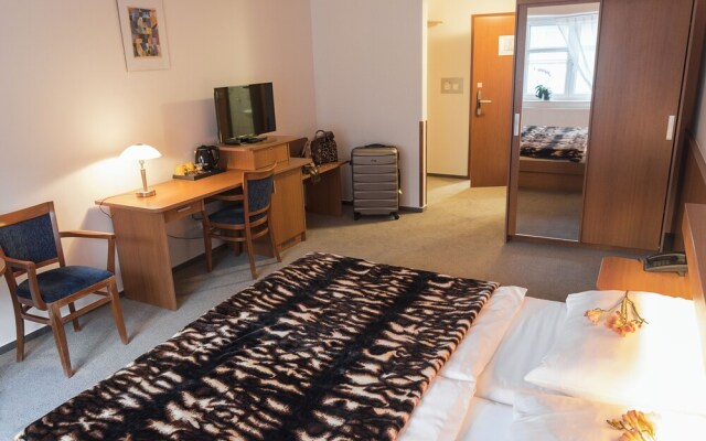 Hotel Inos