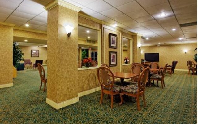 Express & Suites Huntsville - University Drive