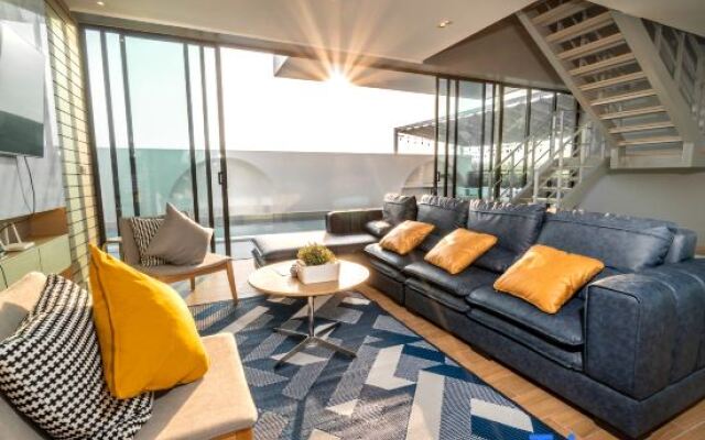 The Moon Huahin Pool Villa