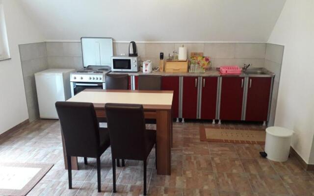 Apartment Mrsinj