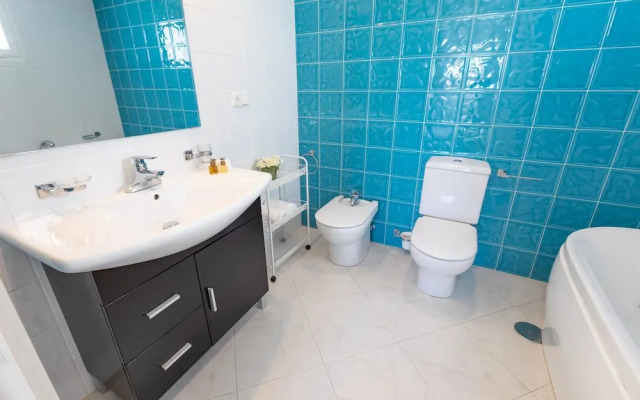 Sea View Puerto Banús Apt SAUNA + PARKING - RDR165