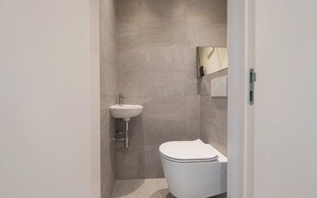 Bright Beachfront Apartment