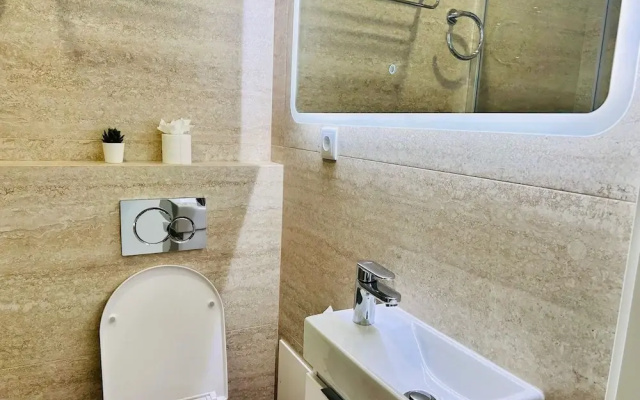 Central Lagos Guest House Twin Room